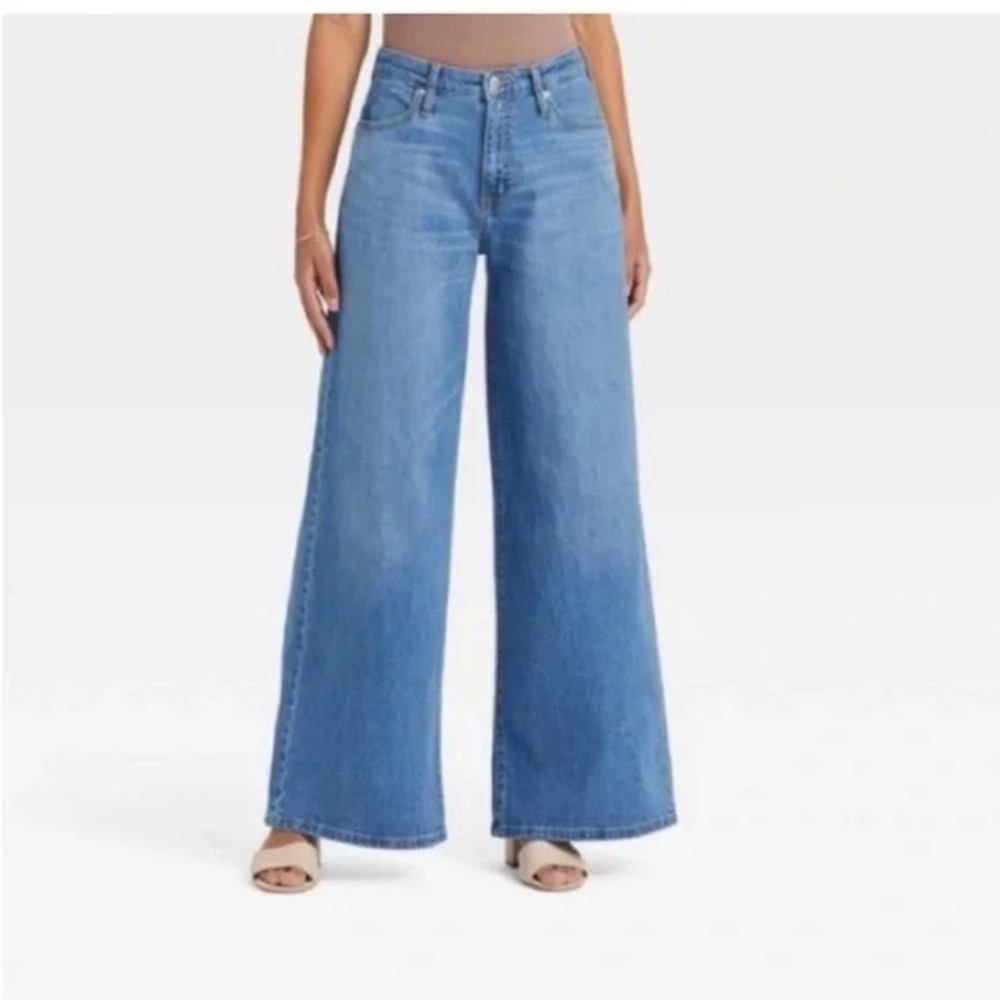 Women's High-Rise Wide Leg Jeans- A New Day- Medium Wash